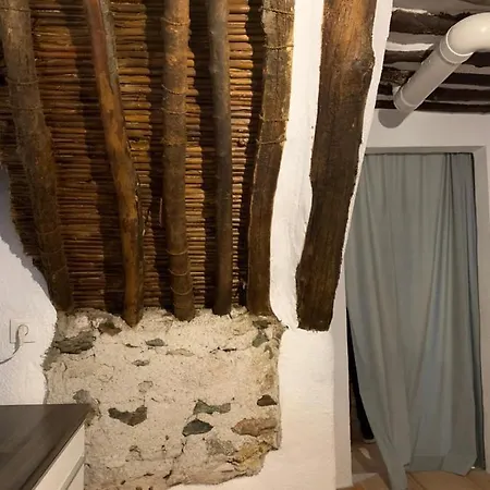 Tinao De Alcantaras